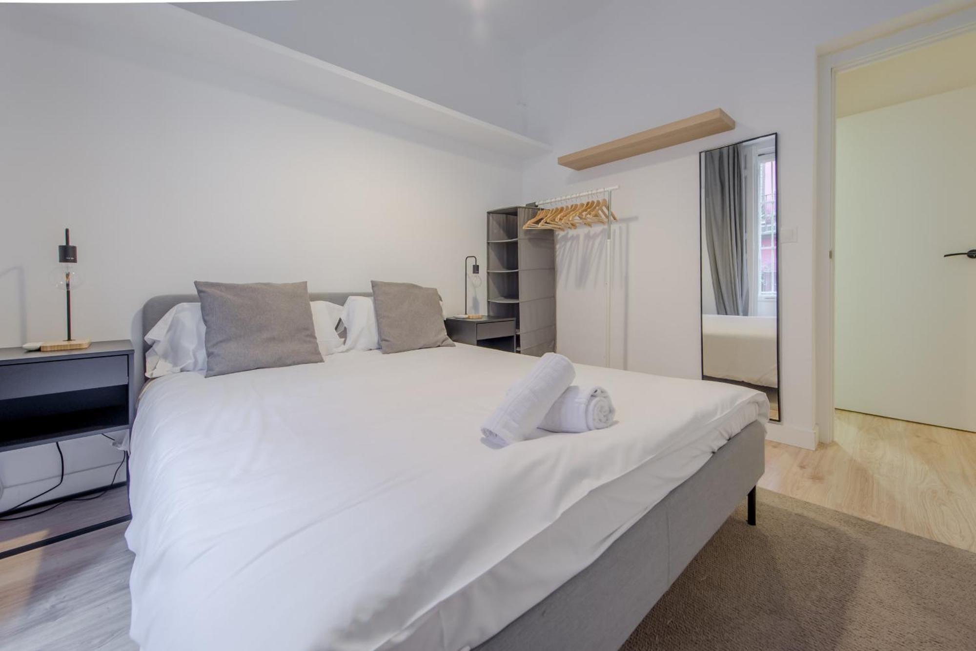 Premium Apt Para 9Pax En Calle Olmo - Centro De Madrid E1 Экстерьер фото
