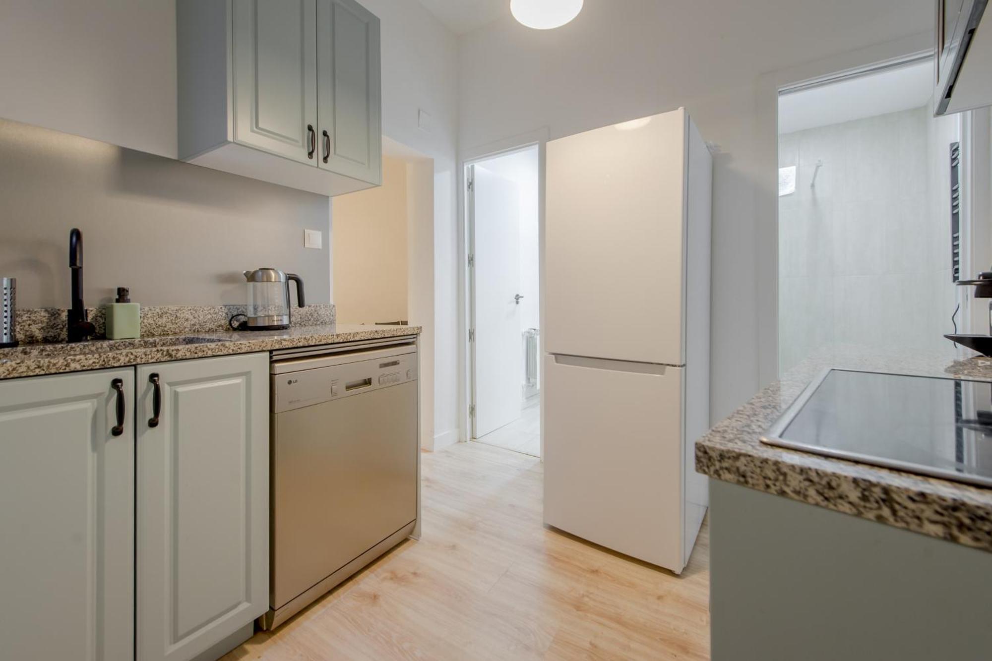 Premium Apt Para 9Pax En Calle Olmo - Centro De Madrid E1 Экстерьер фото
